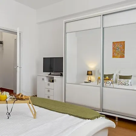 Grand View Apartament Bukareszt