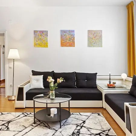 Grand View Apartament *